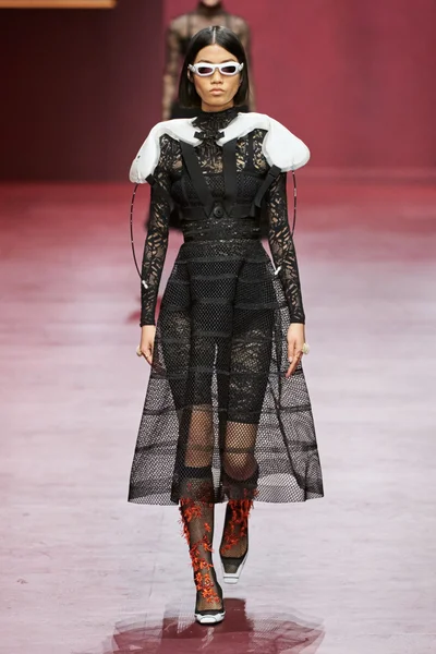 Look 6